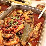 撒上芝麻和红油吃起来真的敲幸福 味道也很正宗！