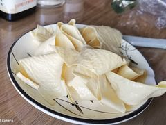 豆皮-杨记山珍鸡煲菌汤锅