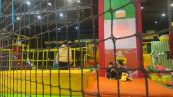 -蹦蹦跳跳(新奥购物中心店)