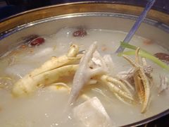 -千岛蚝高压锅生蚝·人参火锅(白云万达店)