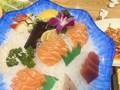 -青瓦餐厅·生鱼片·韩园烤肉(西塔店)