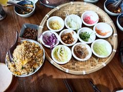 -包整·丝娃娃(一览甲秀楼风景店)