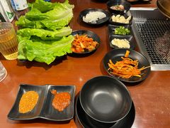 -肉甲韩国木炭烤肉(新壹街1店)