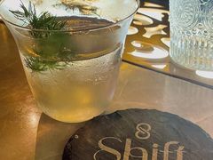 -Shift cocktail bar鸡尾酒吧