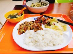 12元两荤一素一汤套餐-中南大学-食堂第3食堂