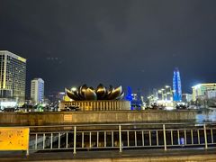 -泉城广场