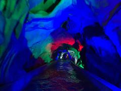 -泰安地下龙宫景区