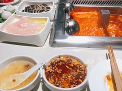 -海底捞火锅(明湖路店)