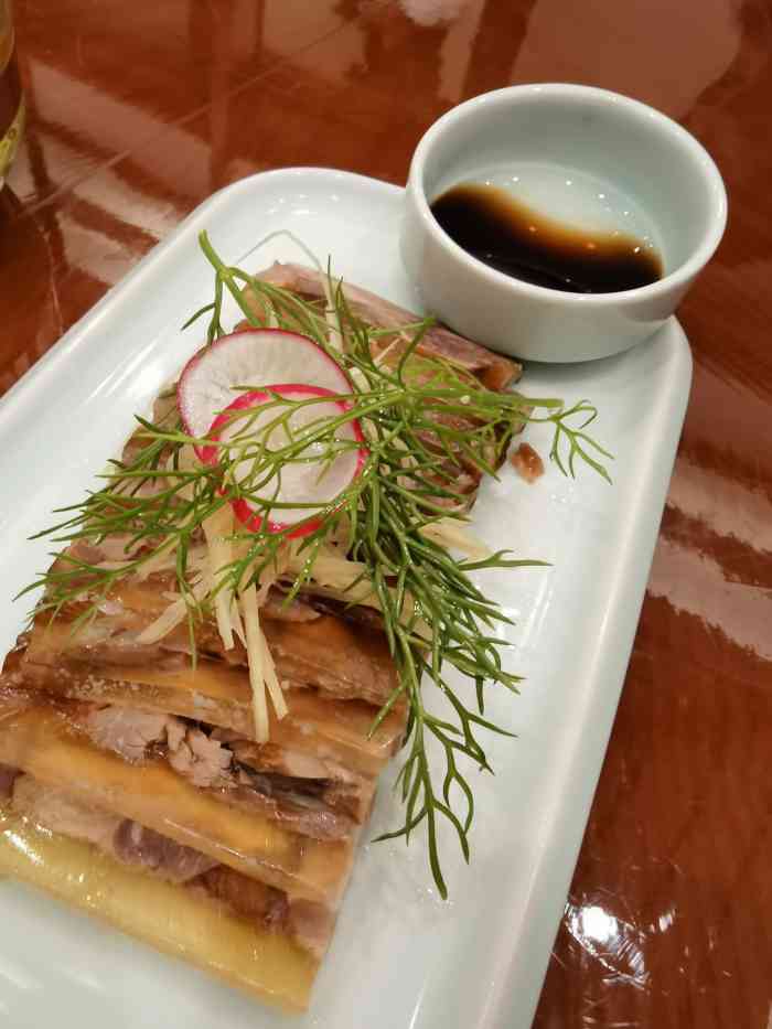 熙春园餐厅-"熙春园是清华环境很好,比较高端的一家餐厅.