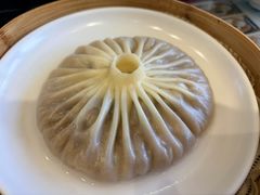 野生菌瀑布灌汤包-昆明冠生园·鲜花饼·面包蛋糕(老街店)