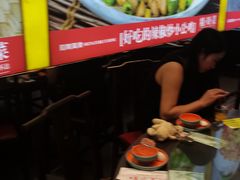 -川流不息·地道川菜·小龙虾(松东路店)