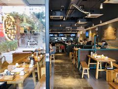大堂-木屋烧烤(岗顶二店)