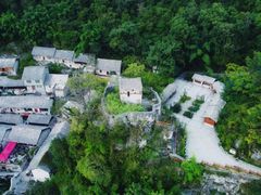 -高荡千年布依古寨旅游景区