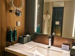 -北京东三环希尔顿逸林酒店