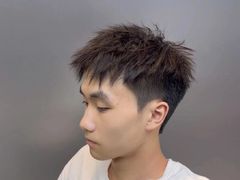 -鸿通城购物中心