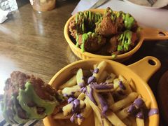 -动动咖啡清真西餐厅