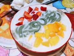 士多啤梨芒果绿茶拉面-甜心妈妈·榴莲星级糖水(北京路总店)
