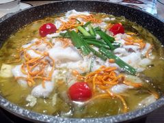 -山城外·非遗酸菜鱼(蜀都万达店)
