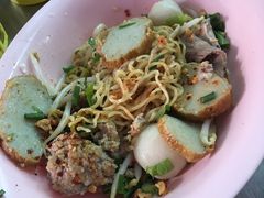 -榮泰米粉湯(Left Shop)