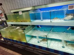 -中百仓储超市有限公司(越秀星汇维港店)