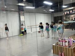 -舞蕾舞蹈(特长生校区)