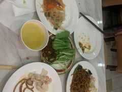 -泉城欧乐堡戏水湾艺术养生温泉