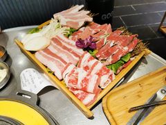 -GOGIYA·咕叽吖韩国传统烤肉店(东方新天地店)