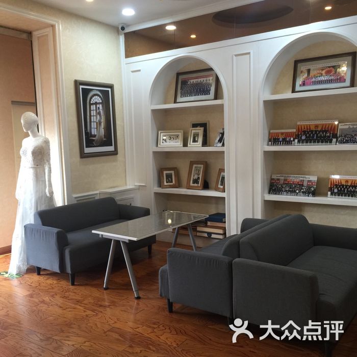 listen studio·丽新照相馆