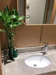 -苑苑vbeauty科技美容SPA