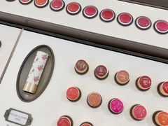 -日上免税店(三径路t3店)