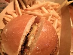 鹅肝牛肉汉堡-Cooking Man(中懋天地店)