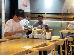 大堂-鑫花溪牛肉米粉(人民广场店)
