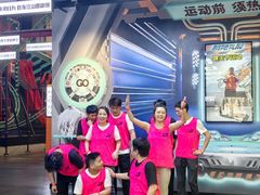 -极限PLAY运动娱乐新世界·团建派对潮玩休闲馆·室内蹦极高空游乐园
