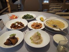 -品悦酒店(三林古镇店)