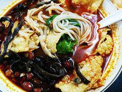 -丽丽三鲜螺蛳粉(田林路店)