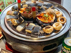 -围炉肉舍丹东海鲜烤肉·烤活鳗(步行街店)