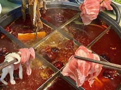 -赵美丽·重庆社区火锅·直营店(火车东站·中豪国际店)