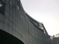 -汽车博物馆主题餐厅