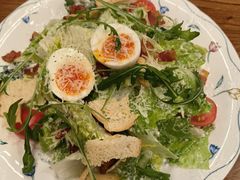 罗马凯撒沙拉-1886德国汽车餐厅(外滩中央店)