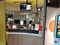 -麦当劳(普陀香溢花城店)