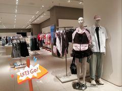 -URBAN REVIVO(西安Momopark店)