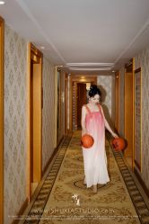 -Lady  Jane高端婚纱礼服馆