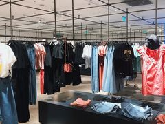 -URBAN REVIVO(荟聚中心店)