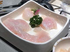 -海底捞火锅(关山保利店)