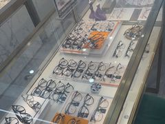 -世纪大明眼镜·林德伯格·蔡司官方授权店(武昌旗舰店)