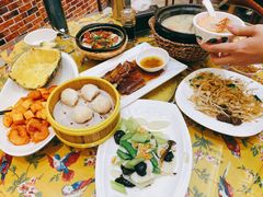 -芳姨广东砂锅粥(张庄路店)