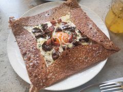 鸡蛋蘑菇熏肉荞麦可丽饼-RAC BAR(安福路店)