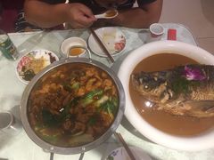 -阿三鱼头泡饼·家常菜
