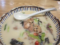 -鲜越鲜鱼粉(财富购物中心店)