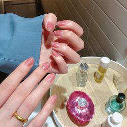 -Pink You美甲洗眉纹绣定制中心